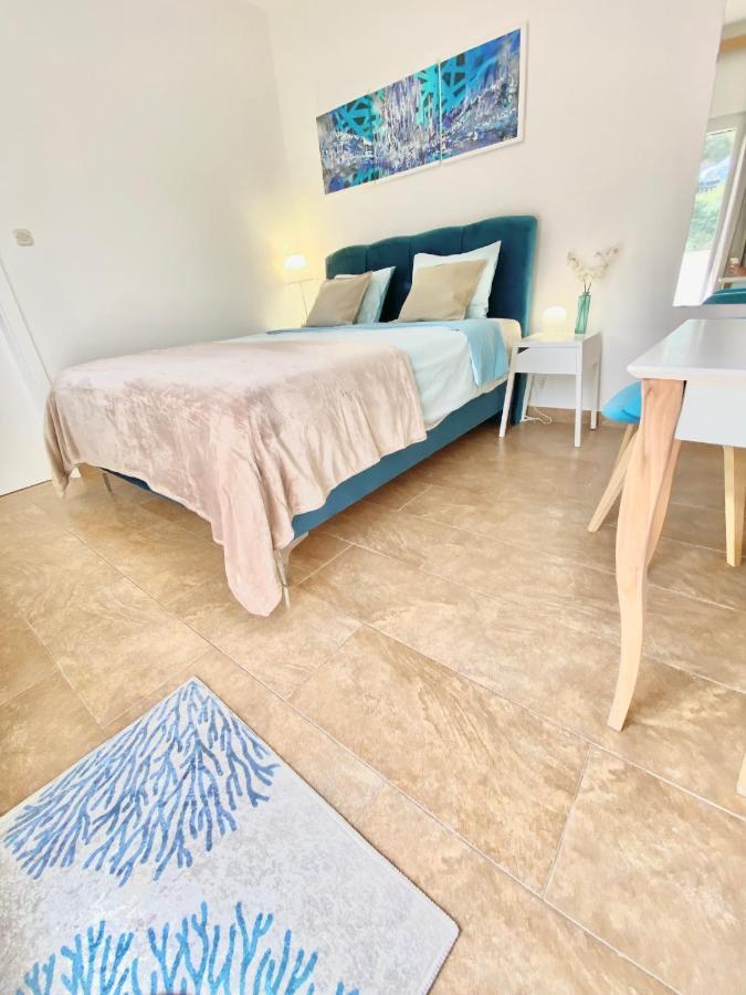 Mamma Mia Apartments-City Center Hvar Town Eksteriør billede