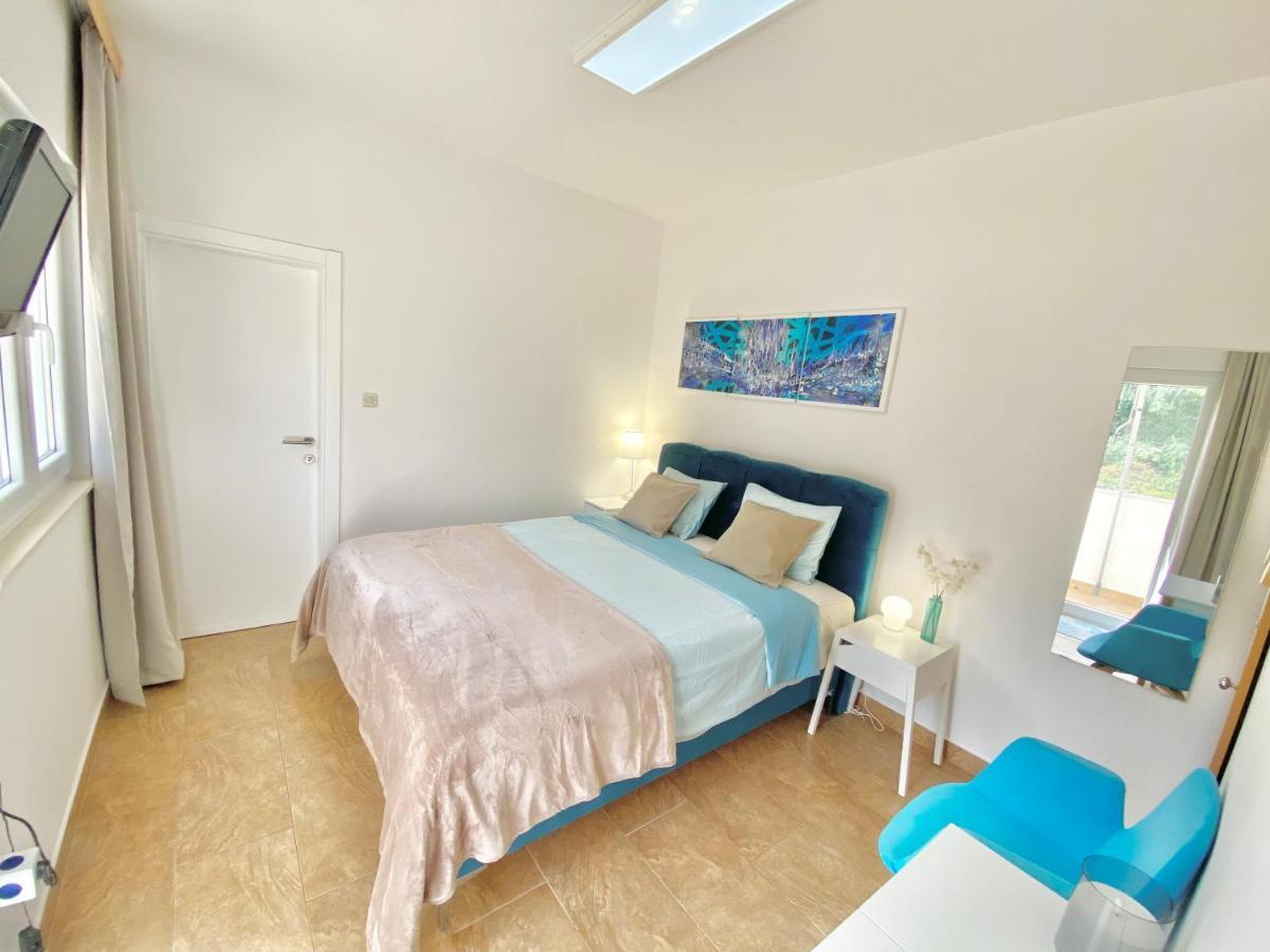 Mamma Mia Apartments-City Center Hvar Town Eksteriør billede