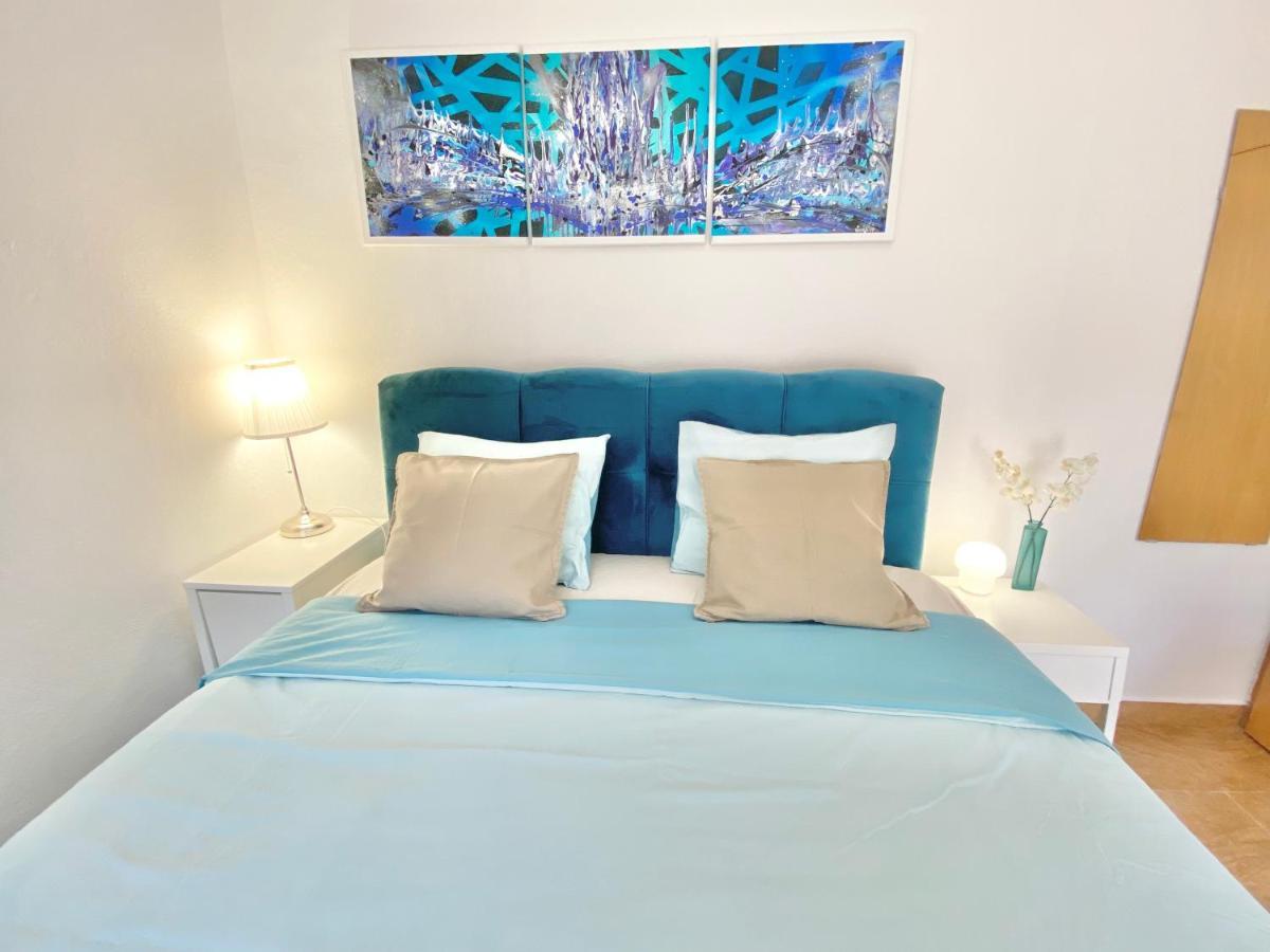 Mamma Mia Apartments-City Center Hvar Town Eksteriør billede