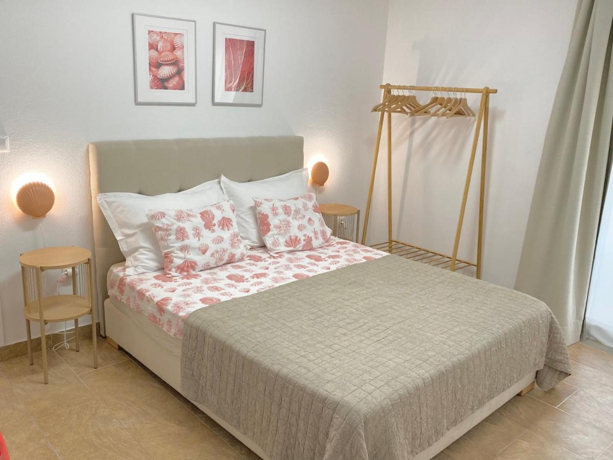 Mamma Mia Apartments-City Center Hvar Town Eksteriør billede