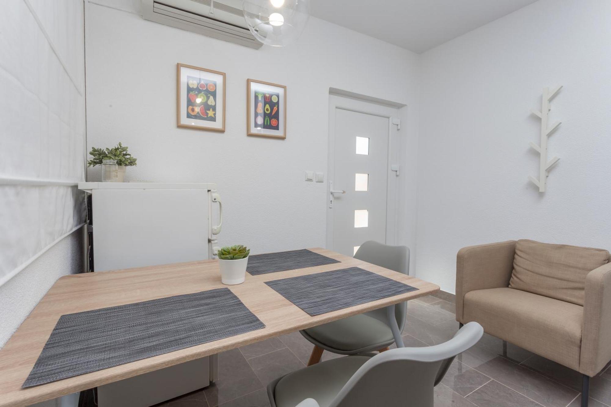 Mamma Mia Apartments-City Center Hvar Town Eksteriør billede