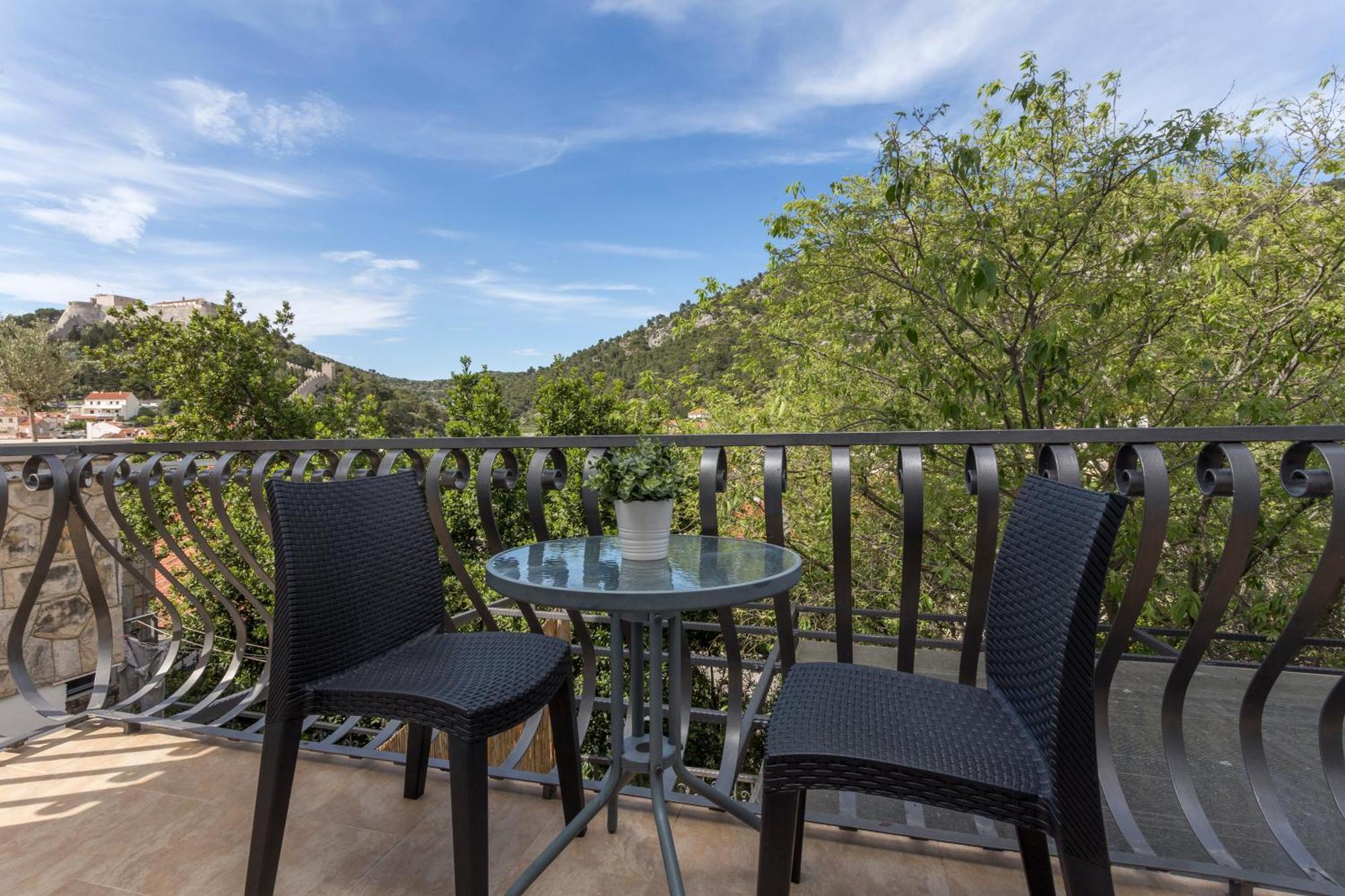 Mamma Mia Apartments-City Center Hvar Town Eksteriør billede