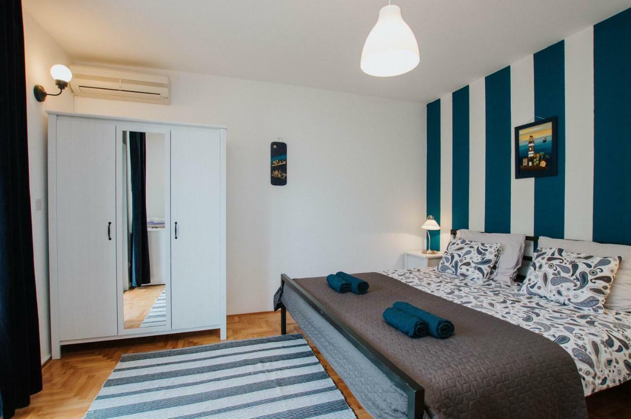 Mamma Mia Apartments-City Center Hvar Town Eksteriør billede
