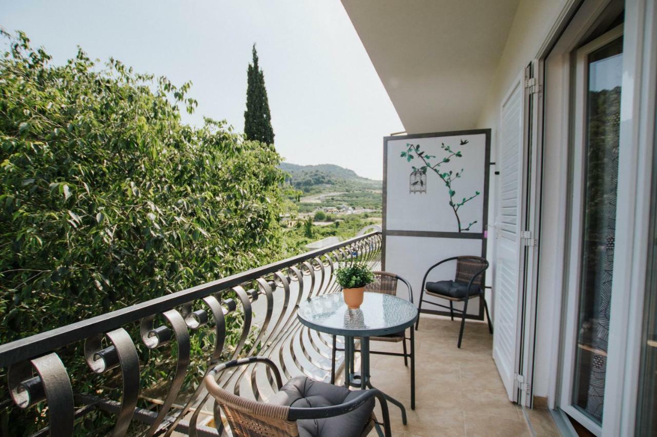 Mamma Mia Apartments-City Center Hvar Town Eksteriør billede