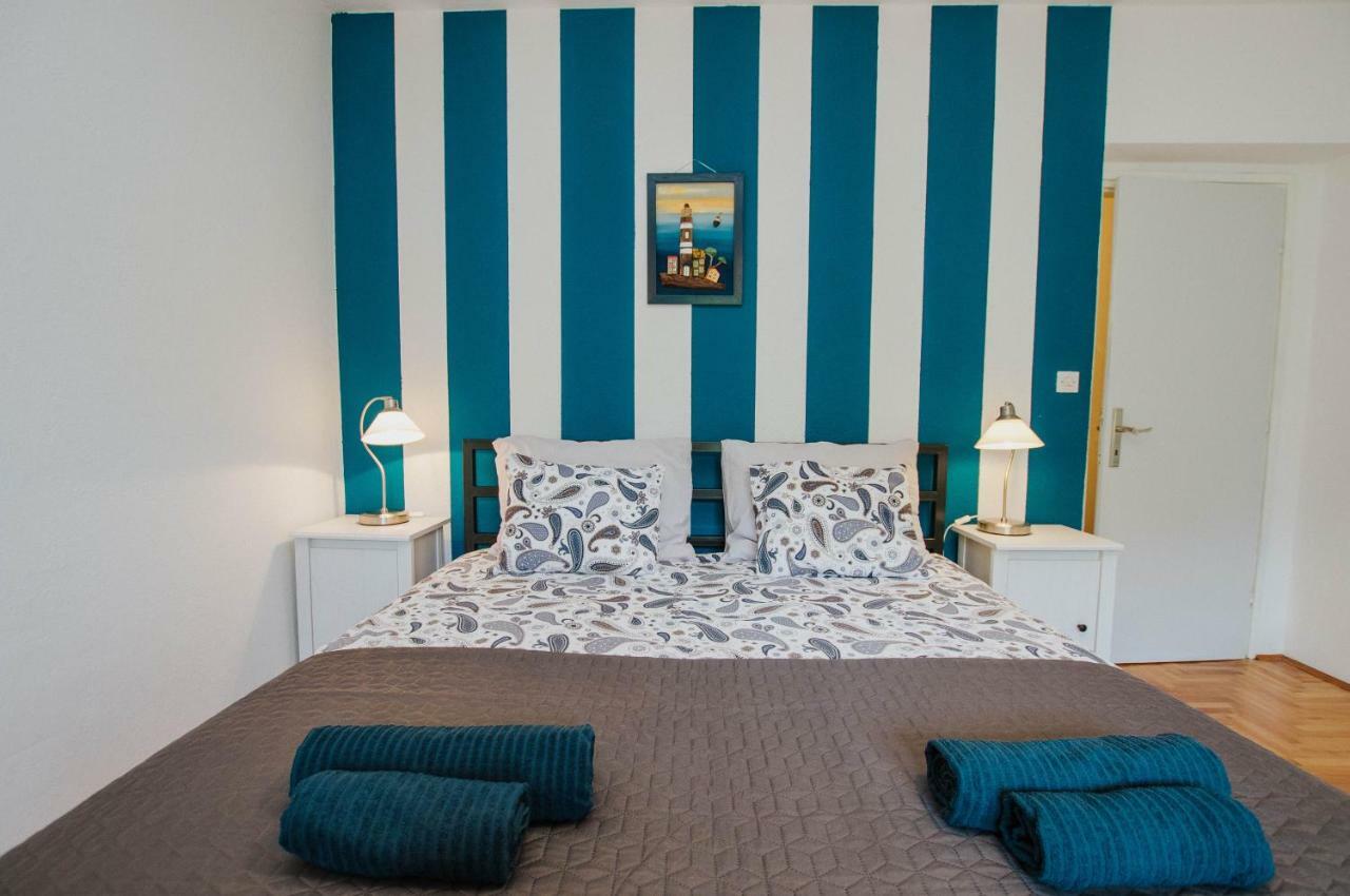 Mamma Mia Apartments-City Center Hvar Town Eksteriør billede
