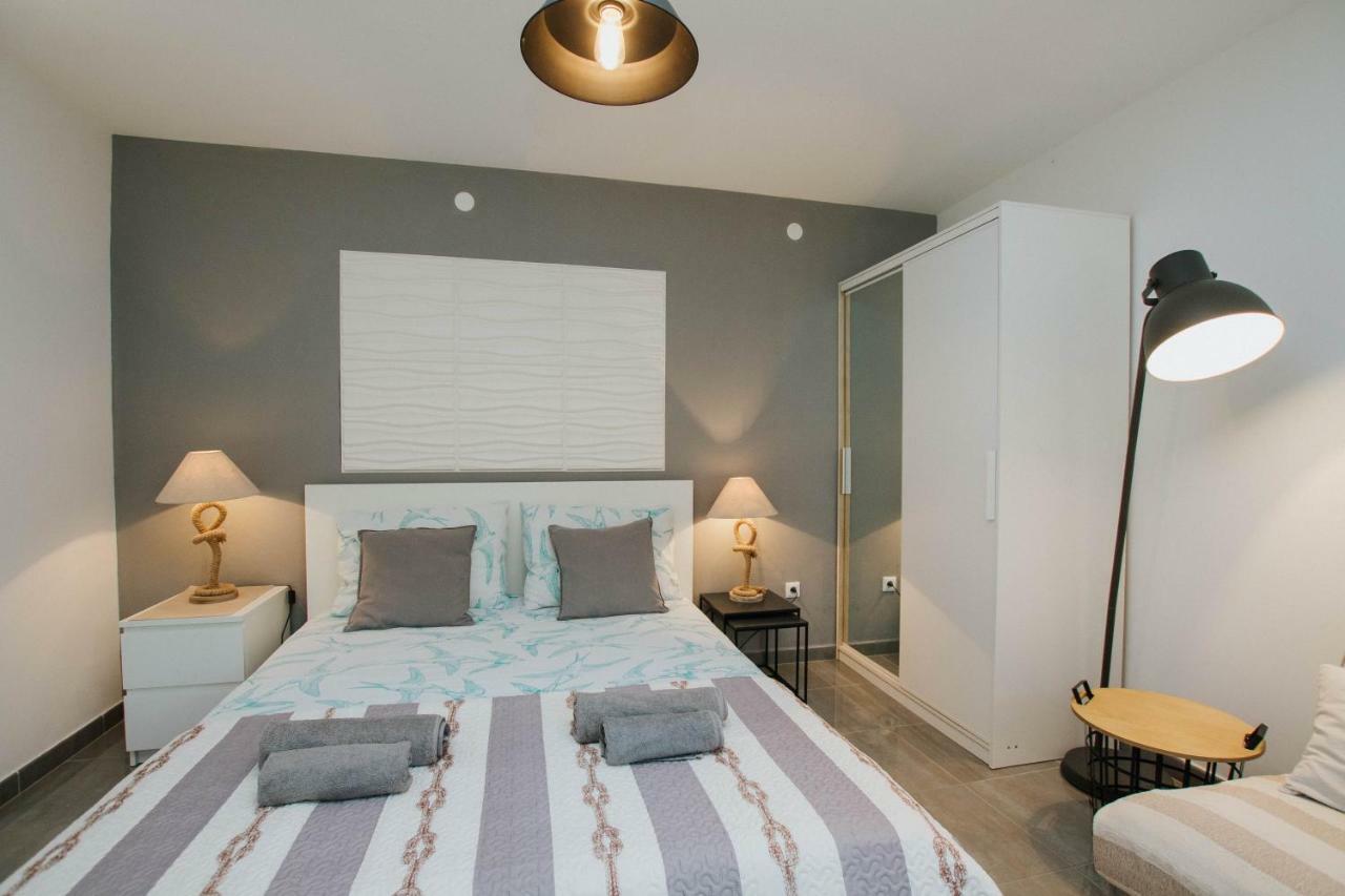 Mamma Mia Apartments-City Center Hvar Town Eksteriør billede
