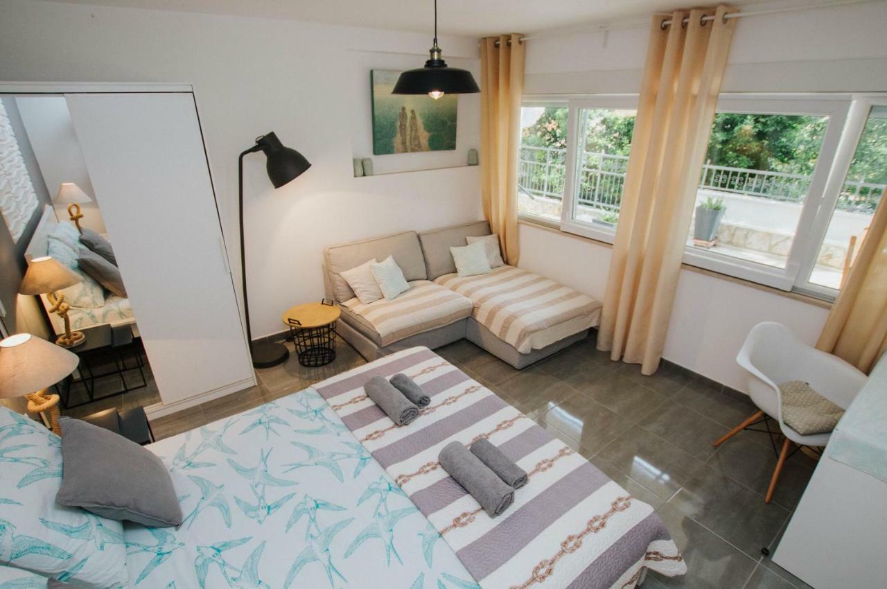 Mamma Mia Apartments-City Center Hvar Town Eksteriør billede